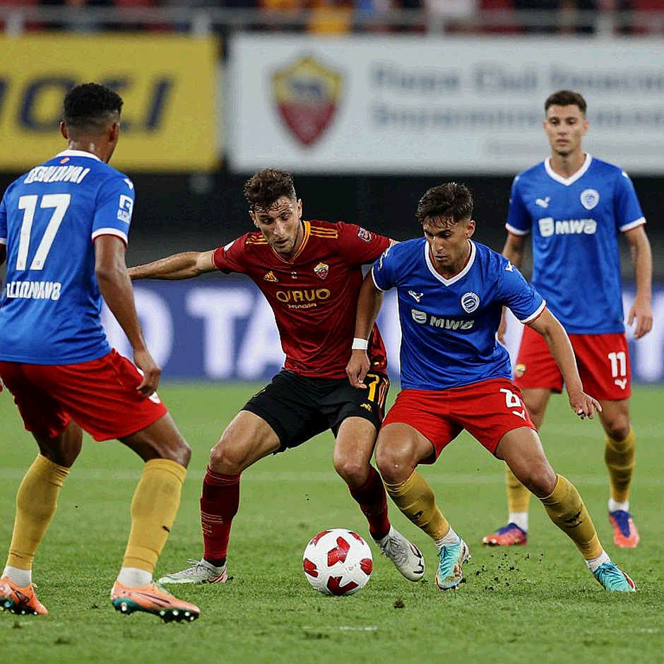 The Wrong Label on the Pitch: Gold, US Yields and Football's Invisible Ledger The Wrong Label on the Pitch: Gold, US Yields and Football's Invisible Ledger