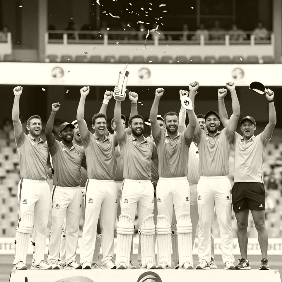 The Eleventh Man Called Dew: A Second-Innings Bowling Algorithm for Asian Night Cricket The Eleventh Man Called Dew: A Second-Innings Bowling Algorithm for Asian Night Cricket